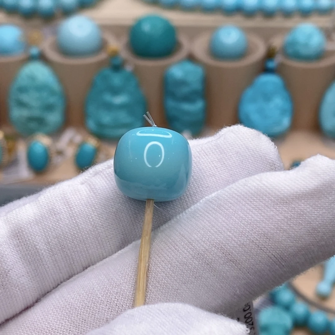 绿松石未镶嵌珠宝奇石13.5mm