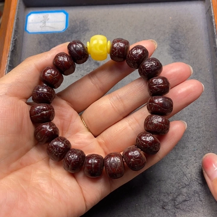 凤眼菩提吊坠菩提