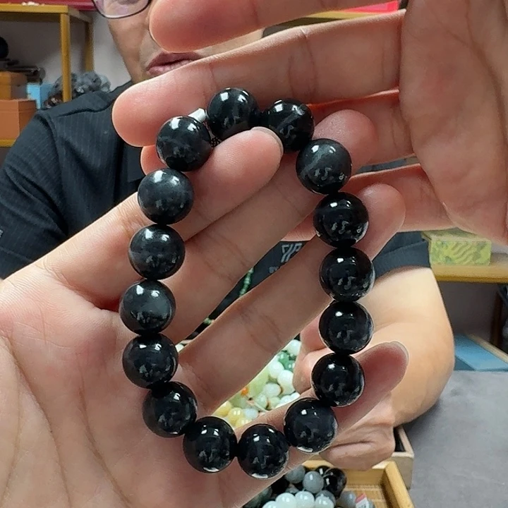 未镶嵌手串和田玉一线天青花