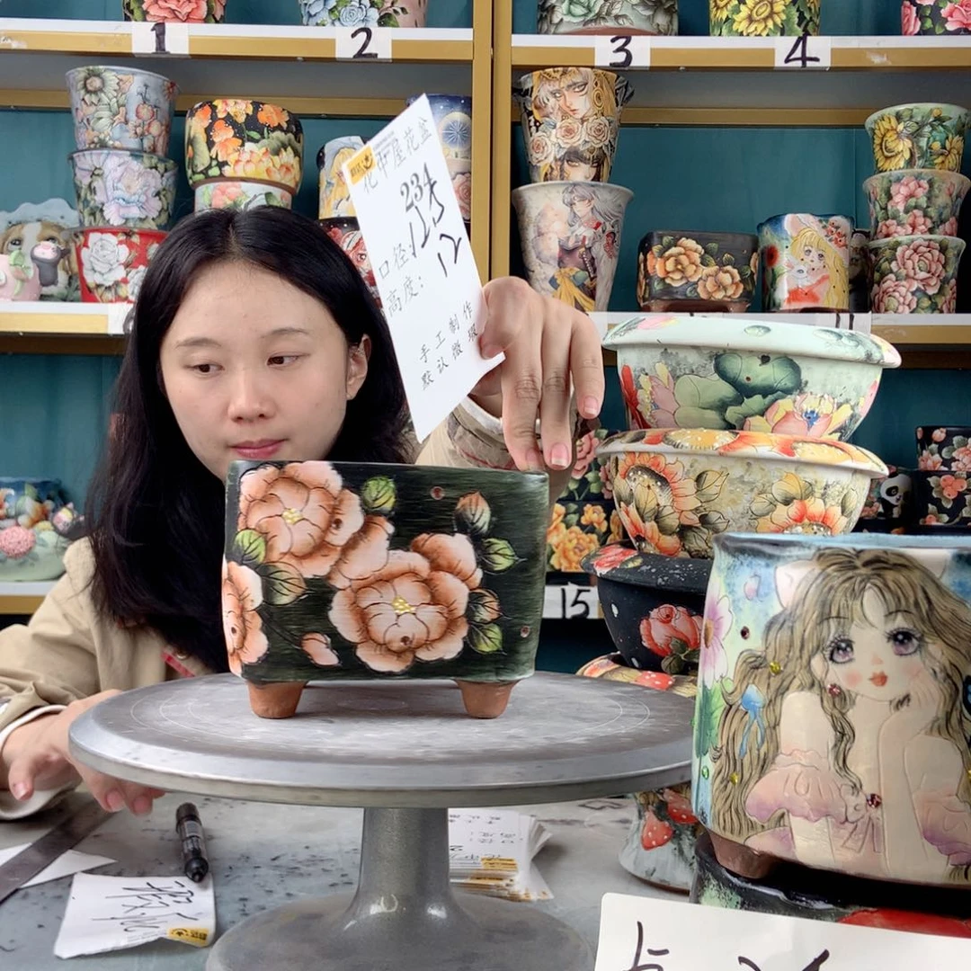 景德镇手工花盆234