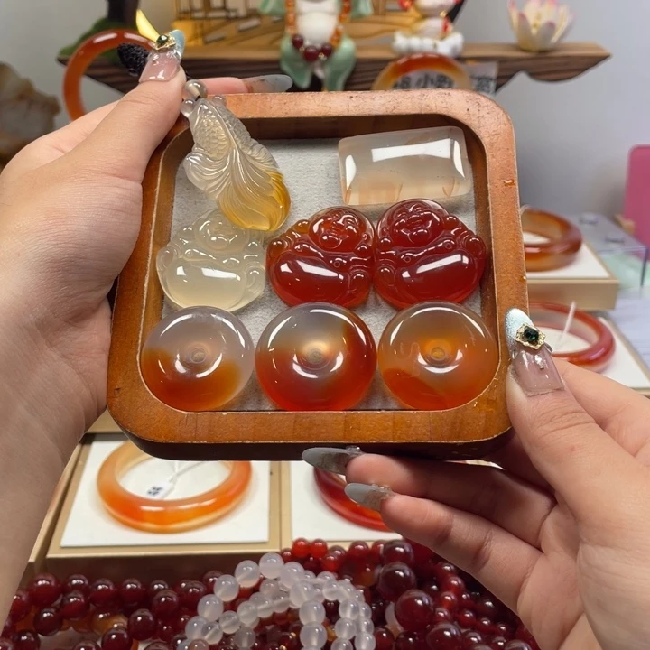 玛瑙/玉髓未镶嵌手镯