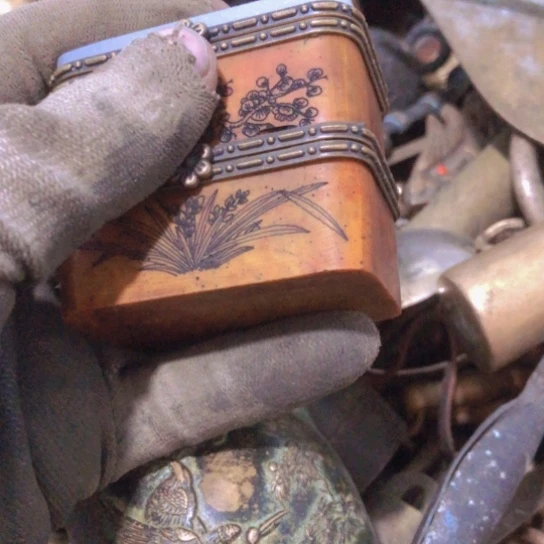 俺***也闪电购铜摆件工艺品