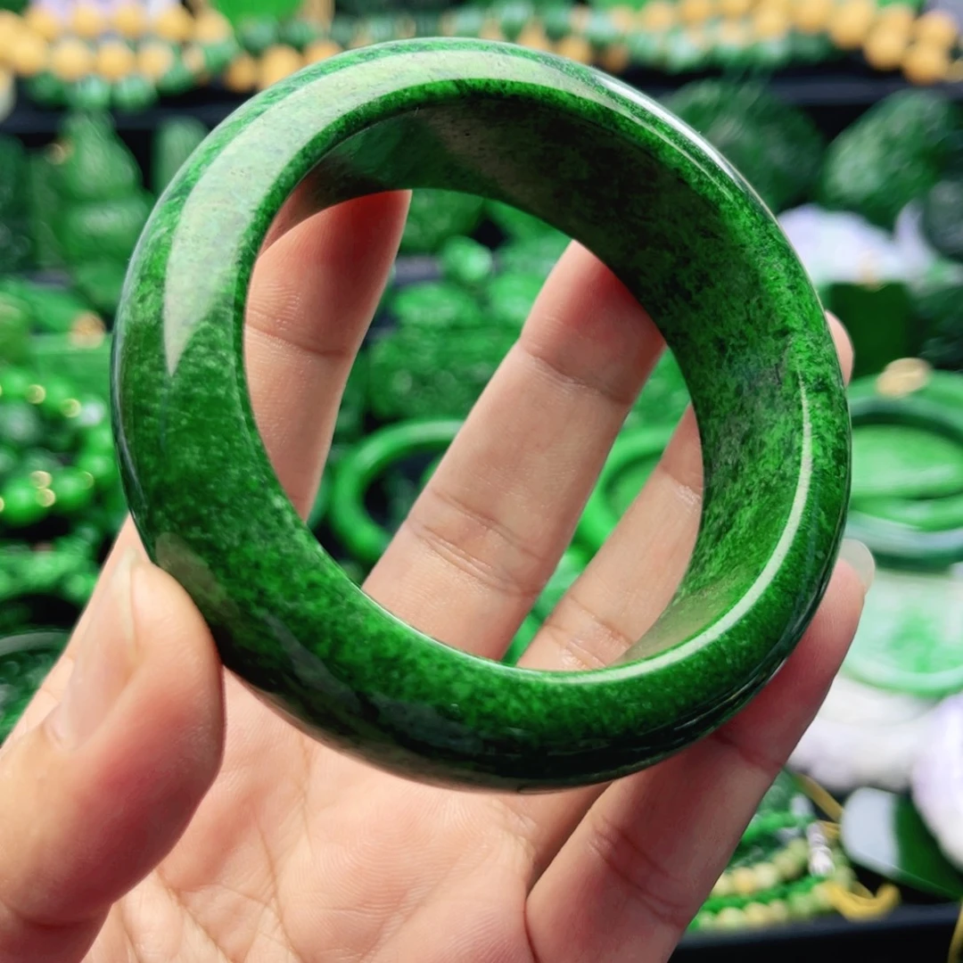 朱***慈花岗石非金属非金属满色宽版轮胎光面手镯