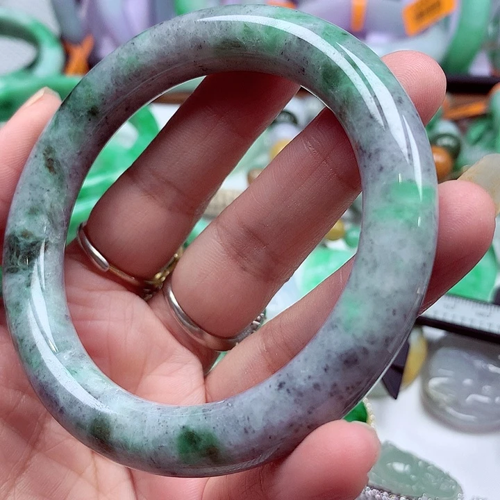 未镶嵌手镯翡翠翡翠