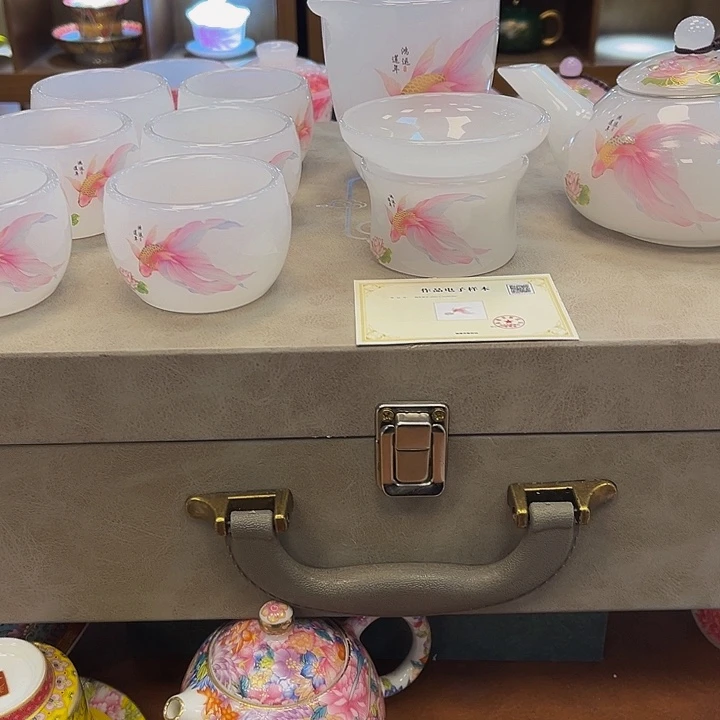 段泥茶杯哦我小心翼翼小心翼翼我小心翼翼