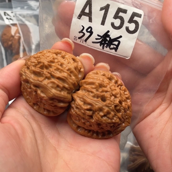 玉***汤39全品三角白文玩核桃