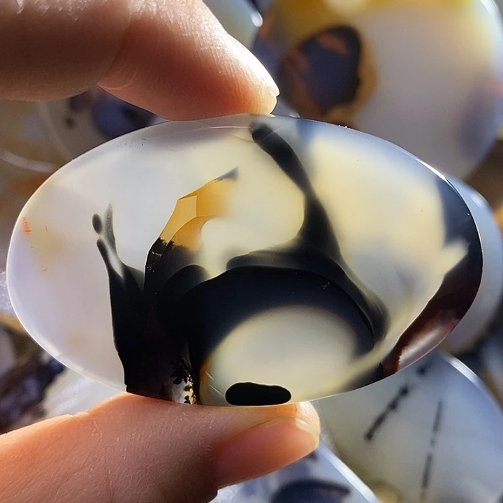 未镶嵌颈饰玛瑙/玉髓