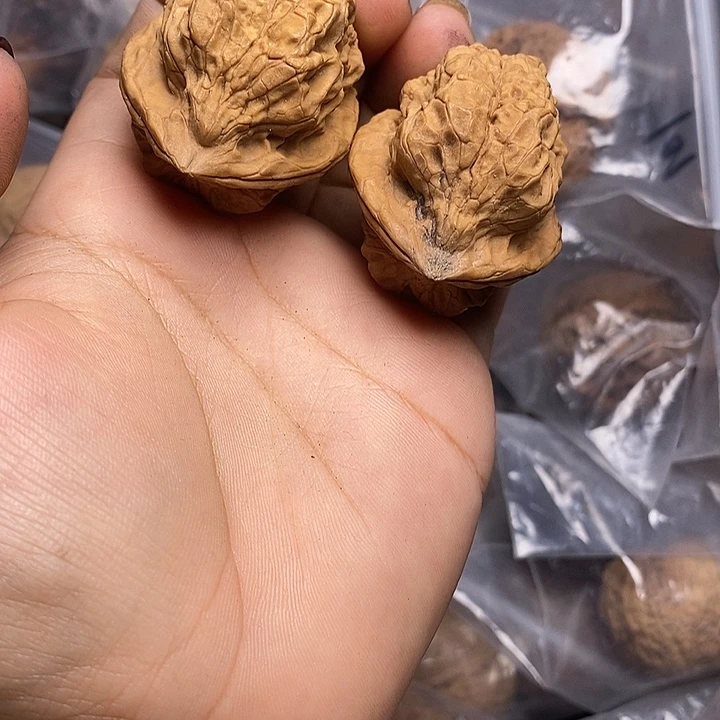 文玩核桃把件     145