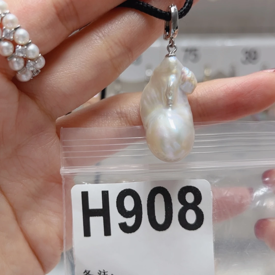 未镶嵌颈饰淡水珍珠