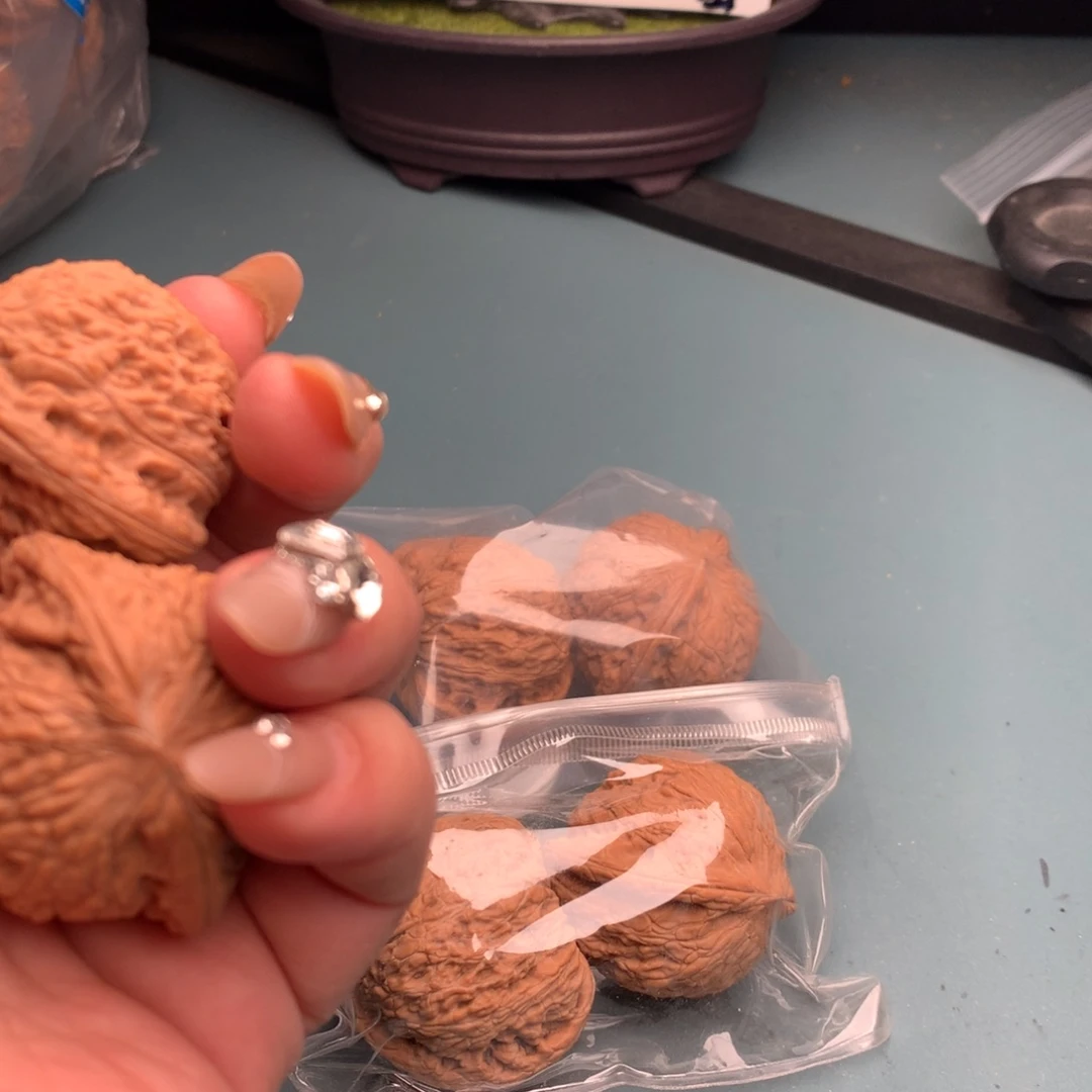 文玩核桃把件全品绣球4041