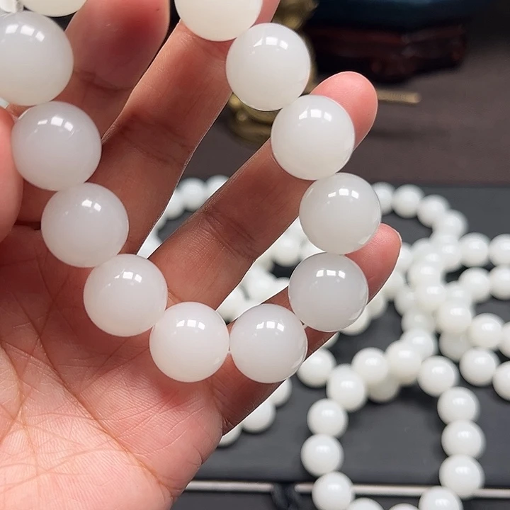 和田玉（青玉）未镶嵌颈饰