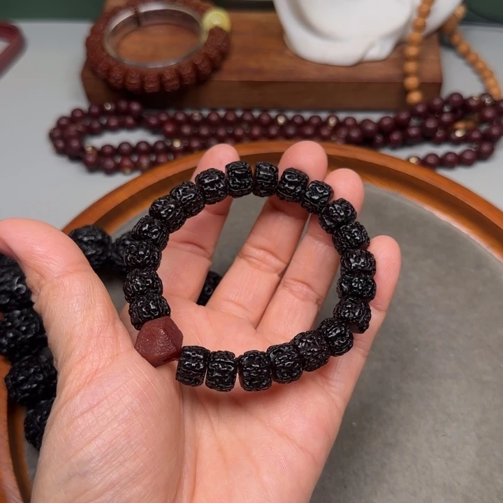 橙***子金刚菩提吊坠嗯哼