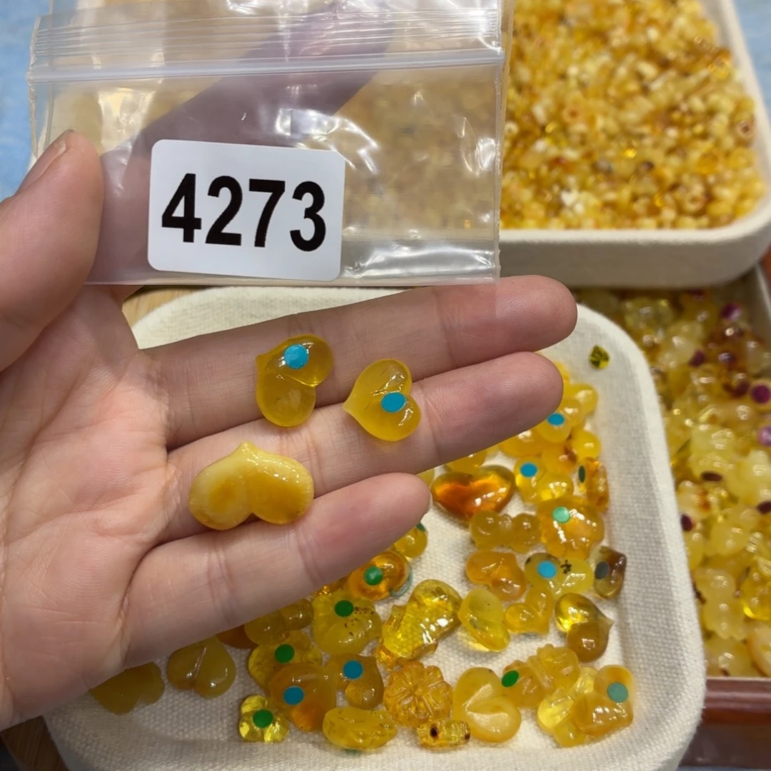 琥珀未镶嵌珠宝奇石