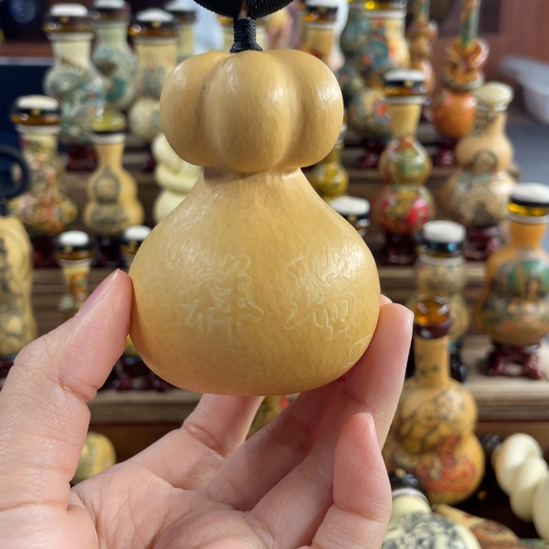 桂***店大叶紫檀（黑酸枝木类）