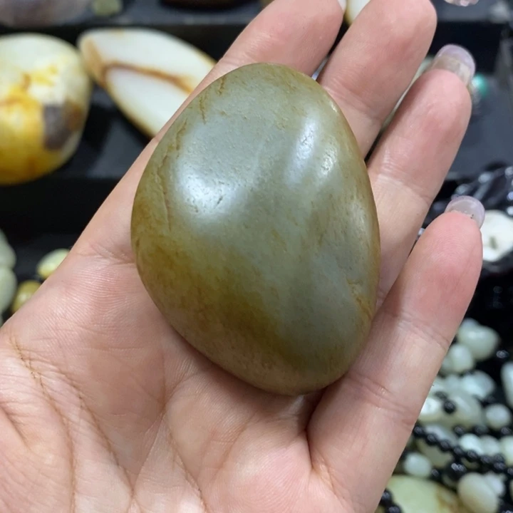 和田玉（糖玉）未镶嵌挂件