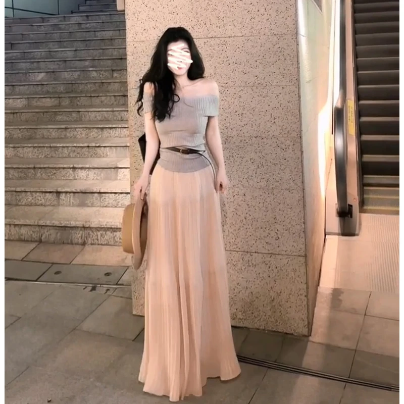 2025夏季新款女法式设计感修身一字领针织上衣气质高腰褶皱半身裙