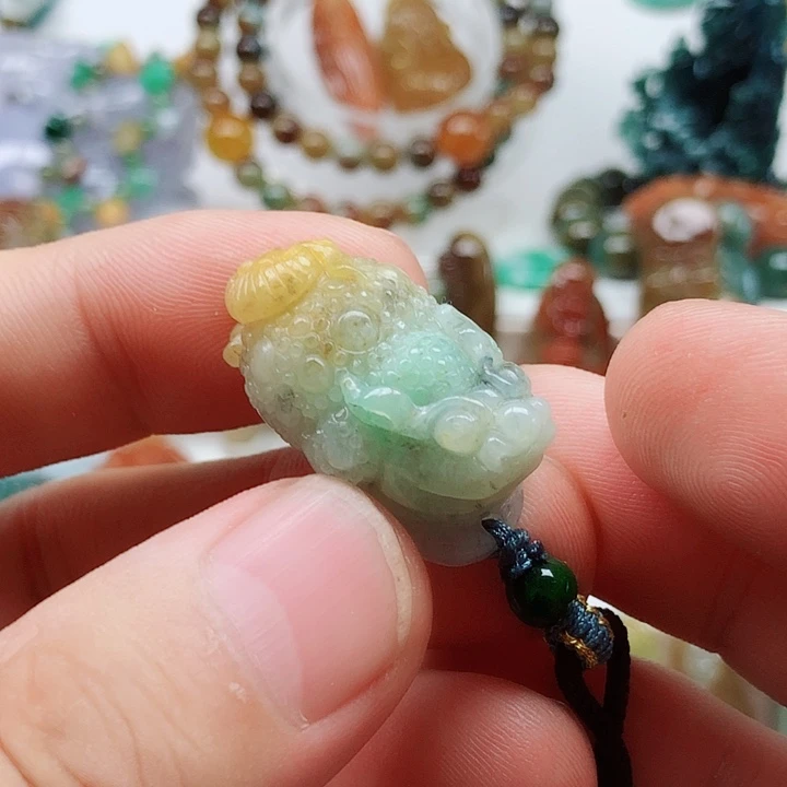 颈饰未镶嵌翡翠翡翠