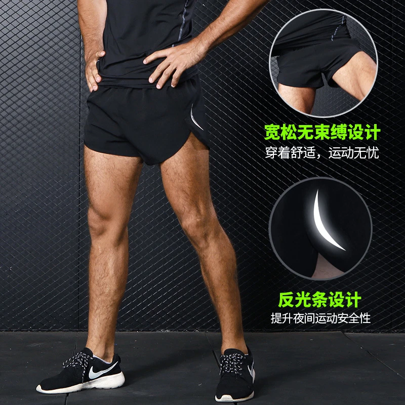 男士反光跑步短裤速干健身三分裤男专业夜跑大码体育生训练短裤