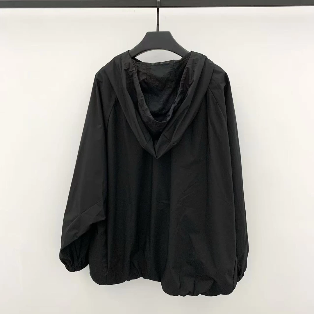 慧芝huizhi T85088冲锋衣 定制款宽松显瘦大码黑色连帽冲锋衣外套