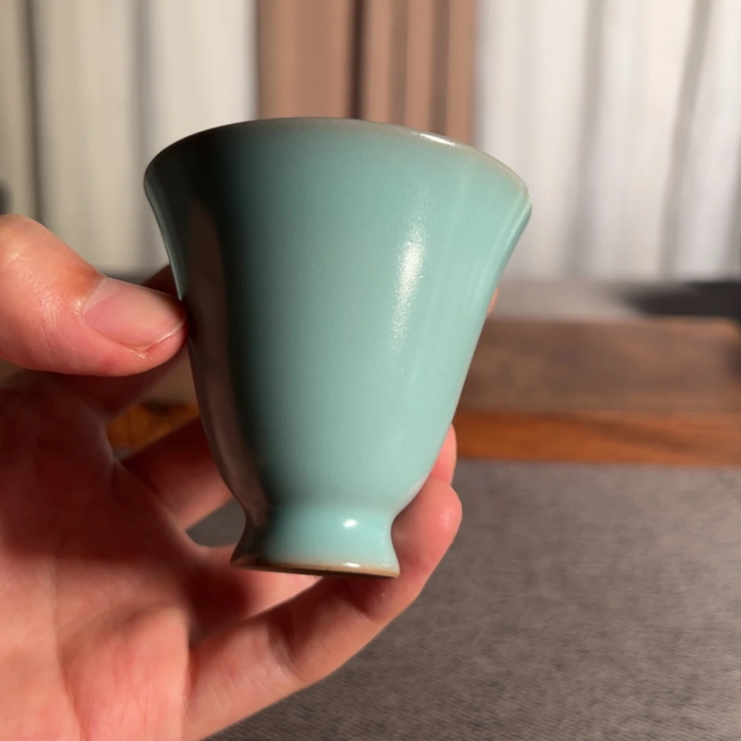 王学良老师仿古釉天蓝闻香杯