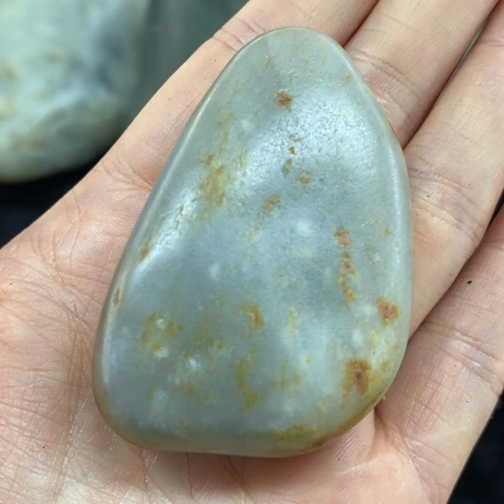 未镶嵌和田玉（糖玉）挂件