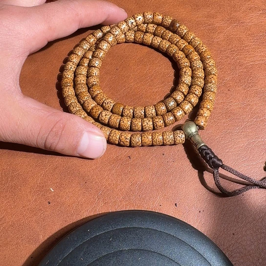 柏香籽/百香籽吊坠10号