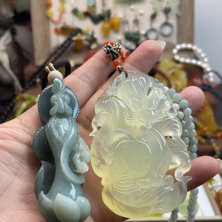 蛇纹石玉吊坠未镶嵌吉**意
