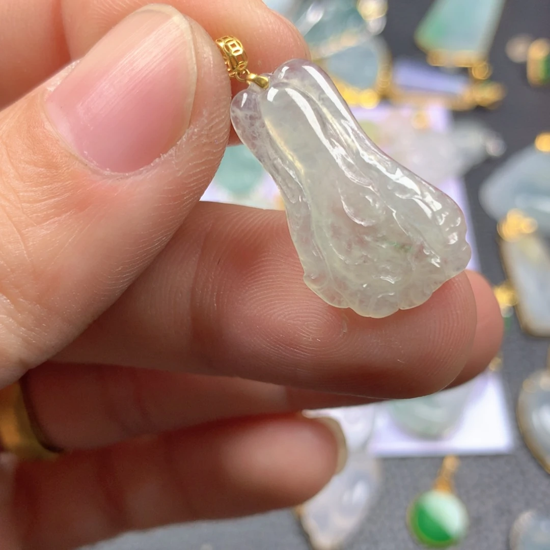 【闪购商品】翡翠颈饰18K金镶嵌翡翠