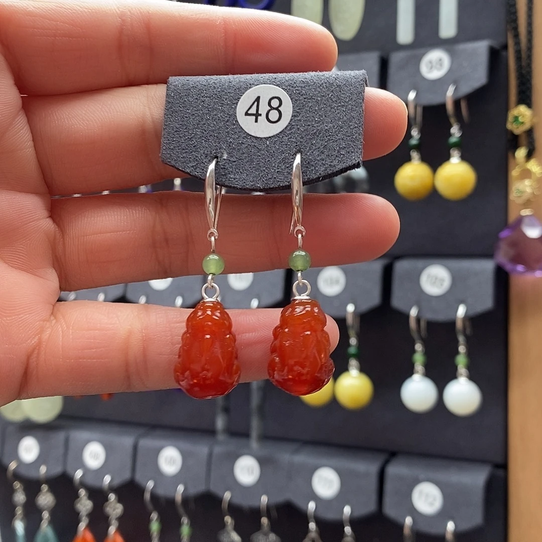 挖***姐玛瑙/玉髓银S925镶嵌耳坠