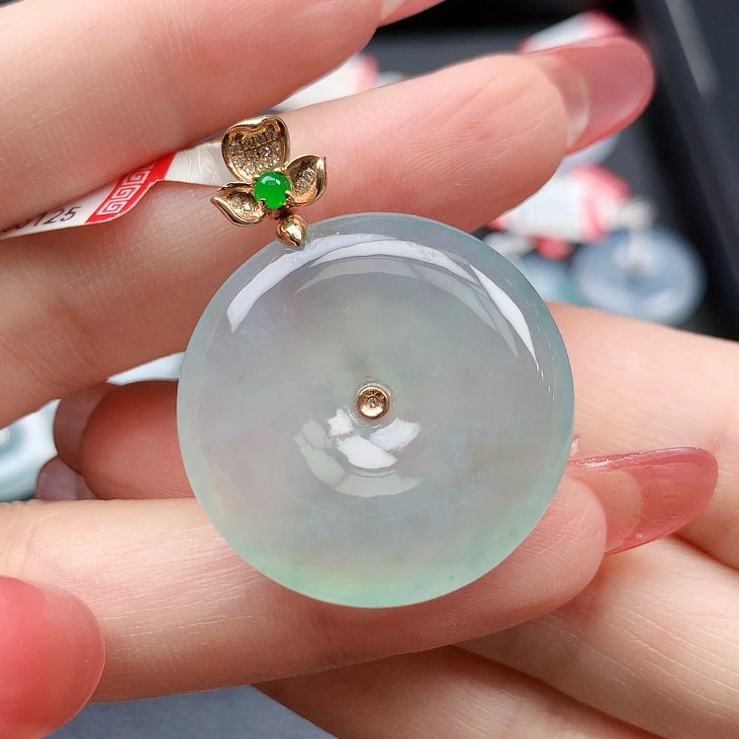 颈饰18K金镶嵌翡翠28-5.5