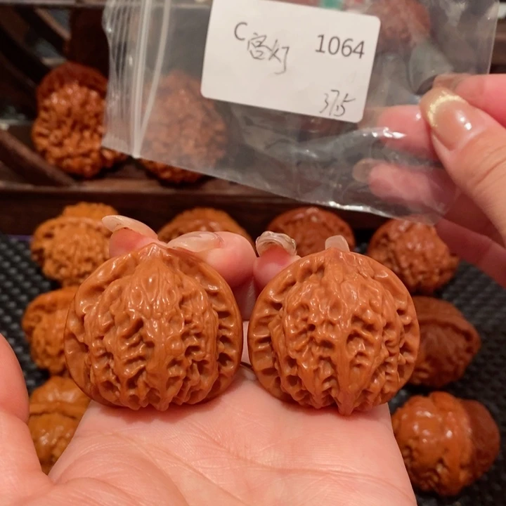 文玩核桃把件7*7精品