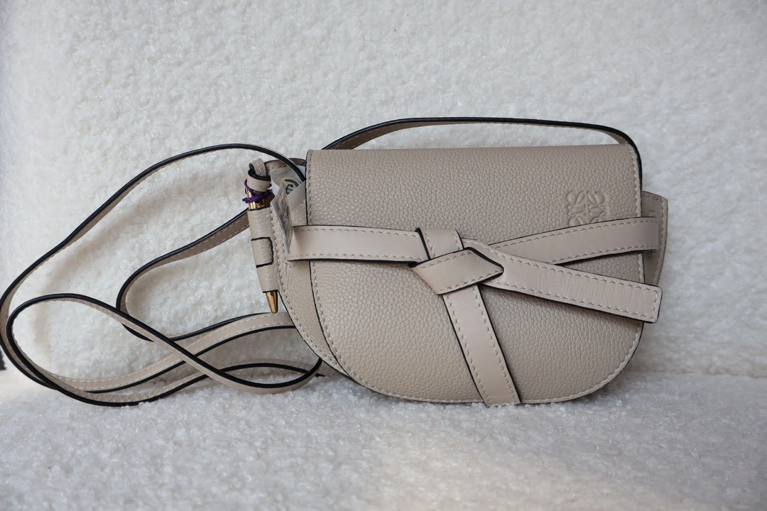 99新 LOEWE/罗意威 奢品阁/LOEWE/迷你/mini/马鞍