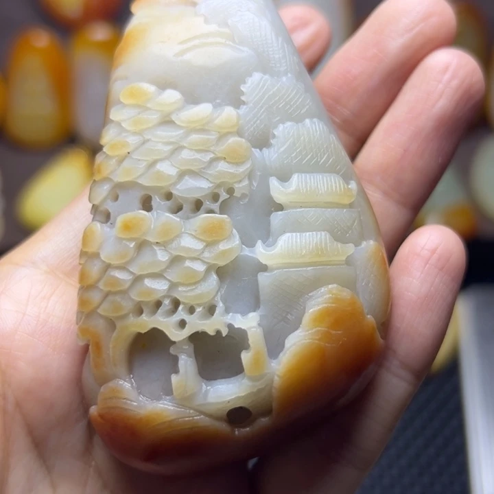 和田玉未镶嵌颈饰