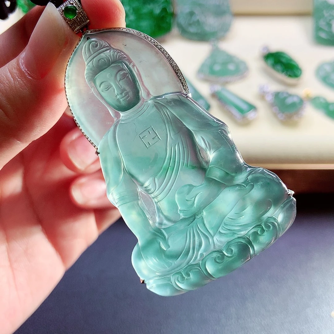 【闪购商品】翡翠颈饰未镶嵌（****）天然