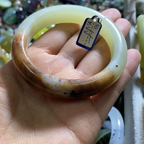 岫玉手镯未镶嵌55口径