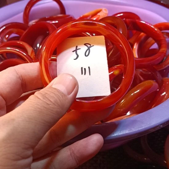 玛瑙/玉髓未镶嵌手镯