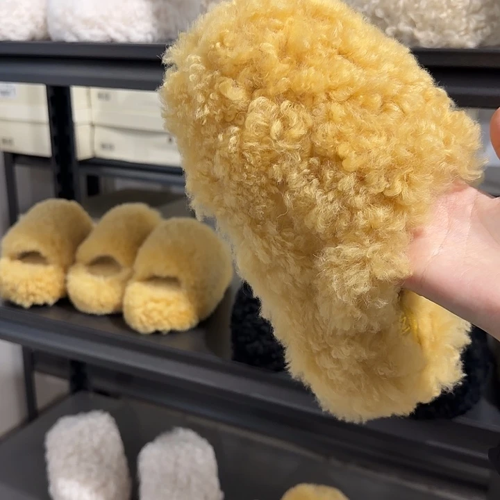 39黄色卷毛包脚五厘米加厚