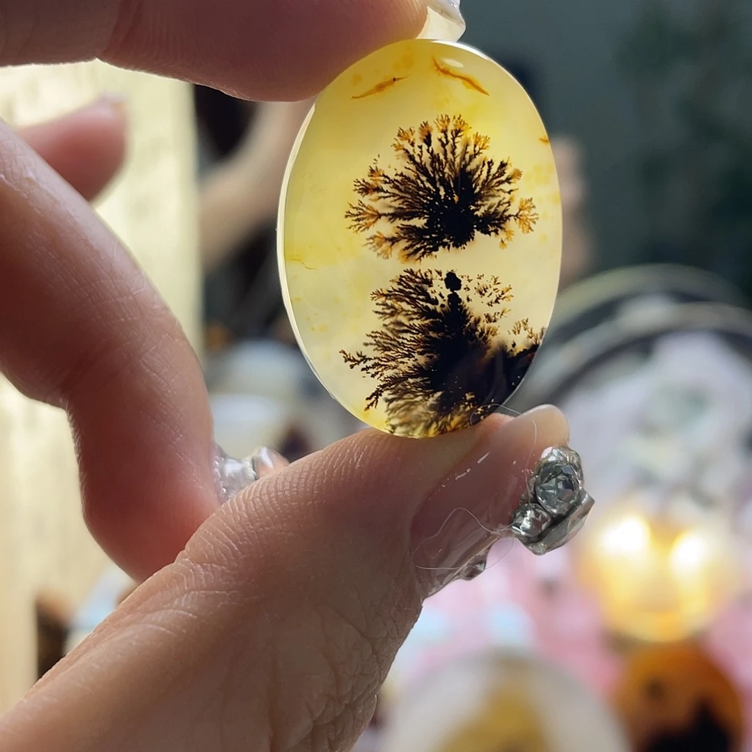 玛瑙/玉髓未镶嵌珠宝奇石