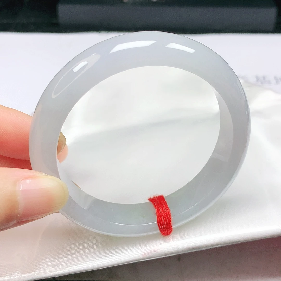 翡翠手镯未镶嵌正