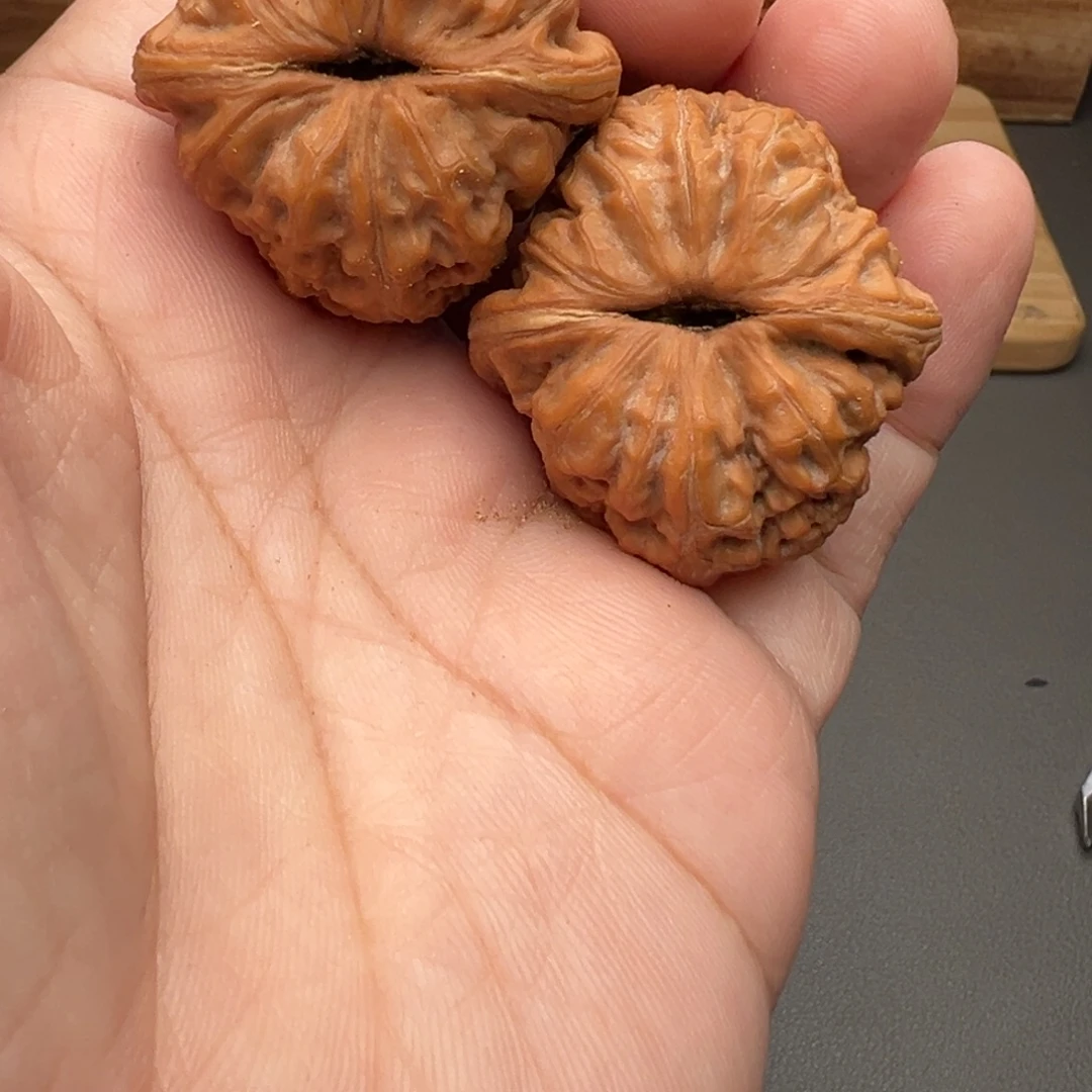 把件文玩核桃元宝