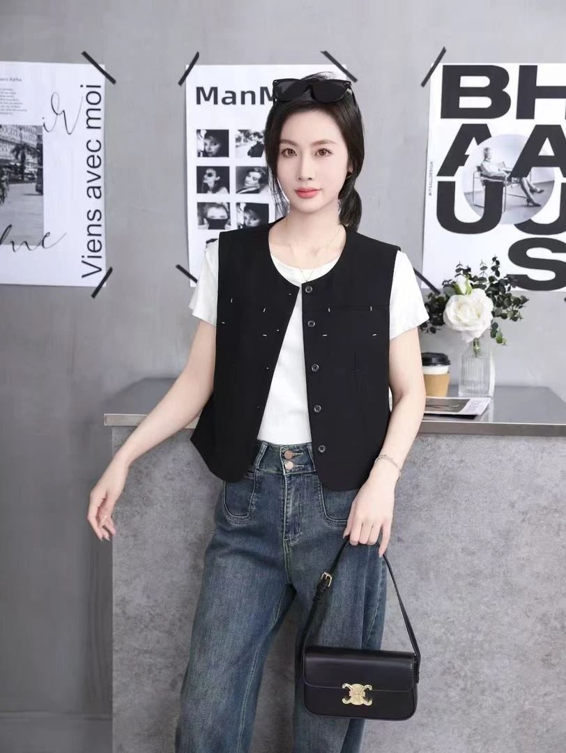 圆领单排扣西装马甲女2025秋季新款韩版通勤休闲气质马夹8802