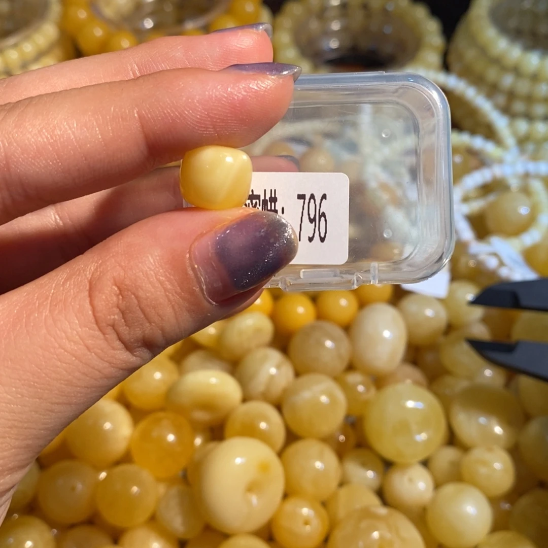 琥珀未镶嵌珠宝奇石796