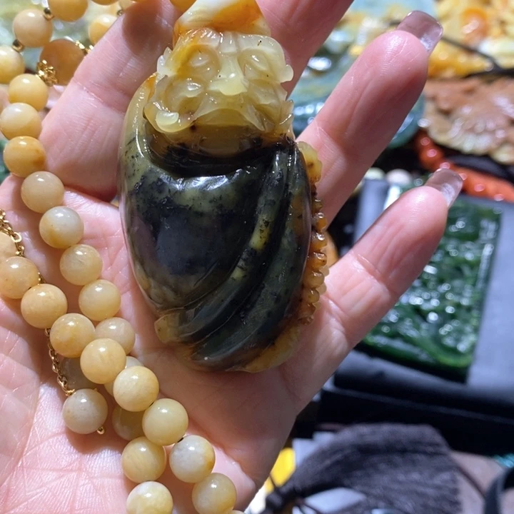 岫玉未镶嵌毛衣链