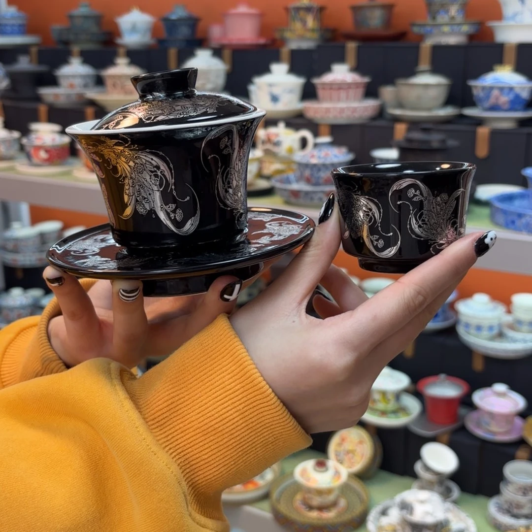 悬停车辆和车上乘客