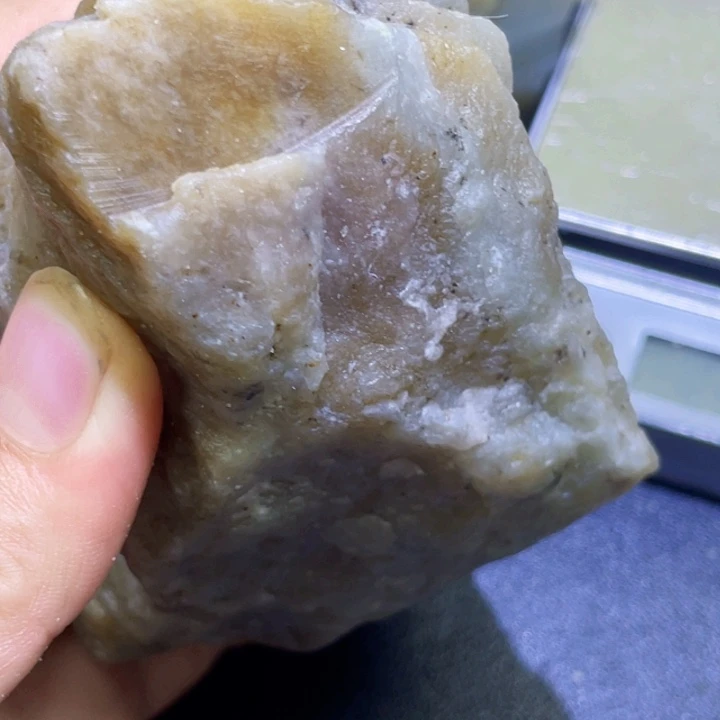 未镶嵌和田玉珠宝半成品