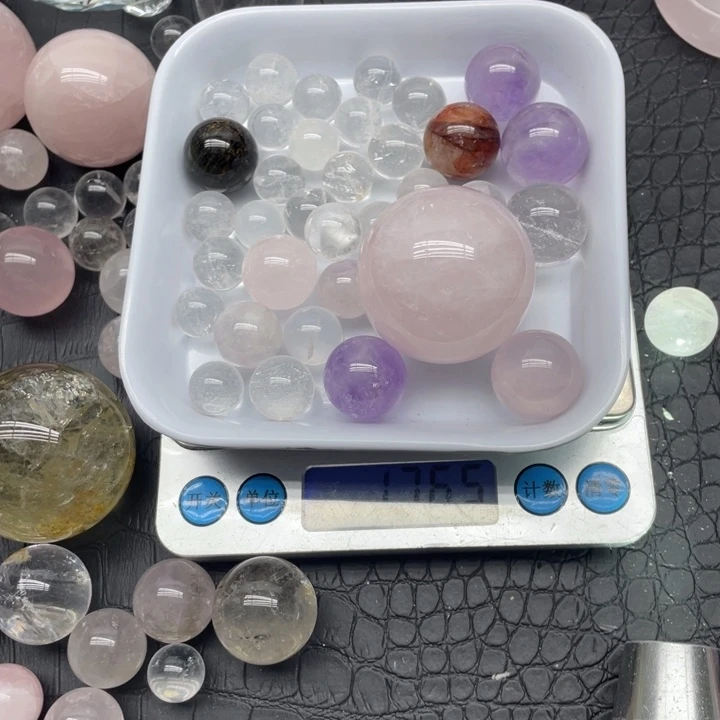 水晶37未镶嵌小*顾天然水晶