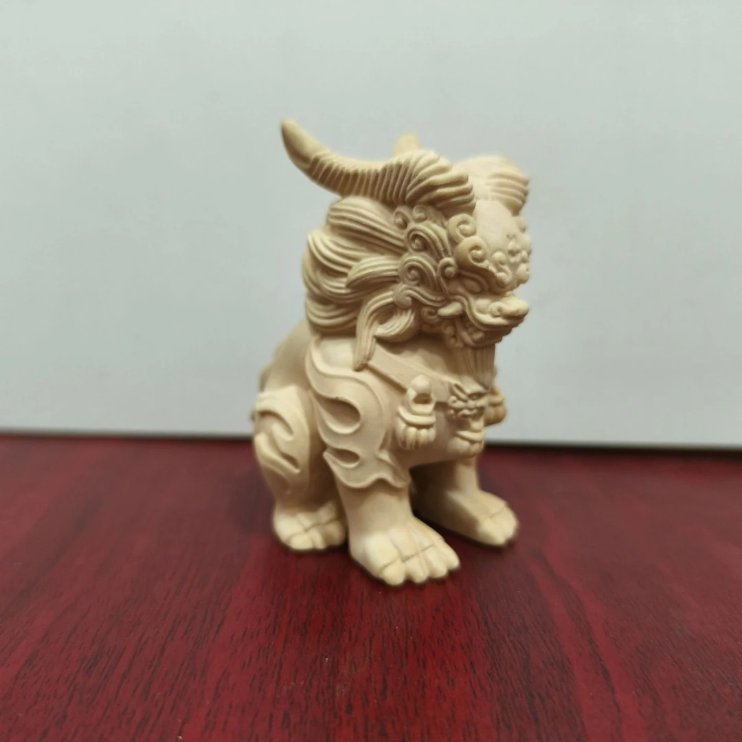 黄杨木雕男士文玩手把件三眼麒麟神兽送礼实木工艺品摆件