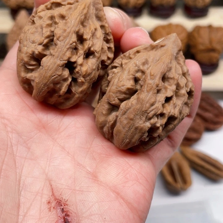 文玩核桃把件小八棱28