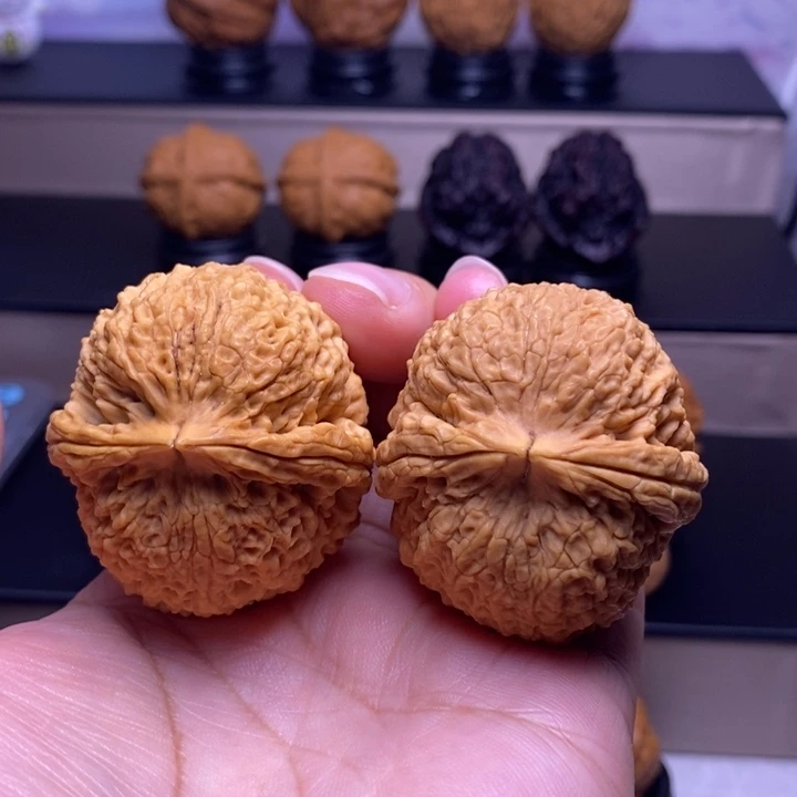 把件文玩核桃麒麟铁狮子37