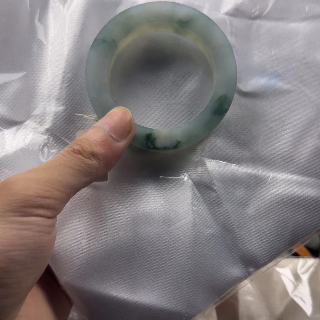 未镶嵌翡翠手镯定制翡翠31 号有纹裂51-57圈糥化